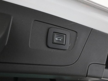 Opel Insignia II Sports Tourer 1.5 Turbo 140KM 2017 Opel Insignia Innovation półskóra niski, zdjęcie 37