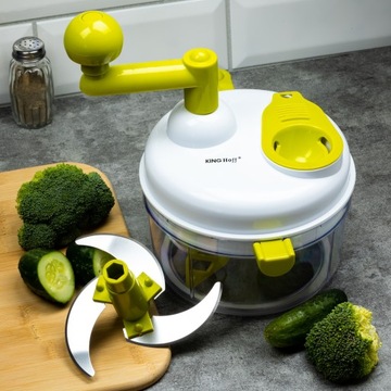 Ручной блендер для натирания овощей.