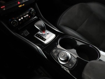 Infiniti Q30 2.0T 211KM 2017 Infiniti Q30 4x4 automat skóra/alcantara navi, zdjęcie 27