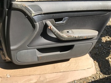 AUDI A4 B6 DVEŘE PRAVÝ PŘEDNÍ