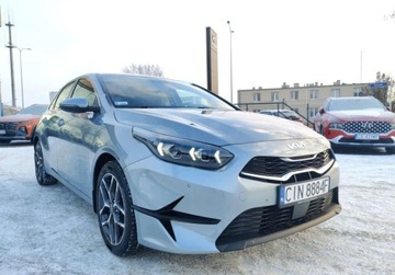 Kia Ceed III Hatchback Facelifting  1.5 T-GDI 160KM 2022 Kia Ceed 2022 1.5T-GDI 160KM 48V Business Line 100.426km Salon PL Bezwyp 1, zdjęcie 19