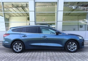 Ford Focus IV Kombi Facelifting 1.0 EcoBoost 125KM 2024 Ford Focus BLACK WEEK 1.0 EcoBoost Hyb 125KM TitaniumX Pakiet Winter Salon, zdjęcie 5