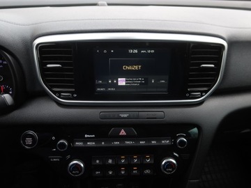 Kia Sportage IV SUV Facelifting 1.6 T-GDI 177KM 2019 Kia Sportage 1.6 T-GDI, Salon Polska, Serwis ASO, zdjęcie 11