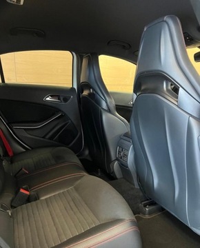 Mercedes Klasa A W176 Hatchback 5d AMG 2.0 45 AMG 360KM 2014 Mercedes-Benz Klasa A 45 4MATIC salon Polska R CARS Warszawa 2.0 Benzyna, zdjęcie 9