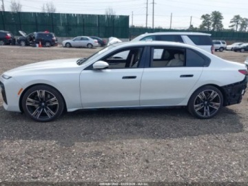 BMW Seria 7 G70 2024 BMW Seria 7 740i, 2024r., 4x4, 3.0L 3.0 Benzyna 375KM, zdjęcie 5