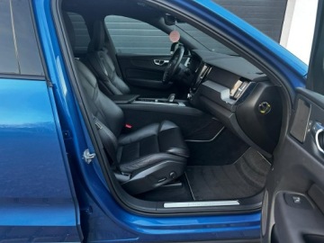 Volvo XC60 II Crossover D5 235KM 2020 Volvo XC 60 2.0D5 235KM R-Design Najbogatsza wersj, zdjęcie 6