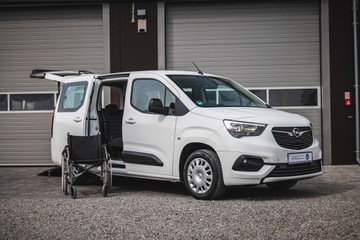 Opel Combo E Kombivan 1.5 Diesel 102KM 2021 Opel combo przewóz osoby na wózku rampa pfron, zdjęcie 6