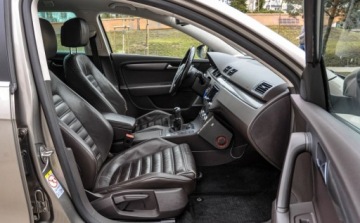 Volkswagen Passat B7 Limousine 1.4 TSI EcoFuel 150KM 2012 Volkswagen Passat Skory Bezwypadkowy 1.4 Benzyna 150KM, zdjęcie 9