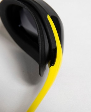 Okulary pływackie Arena Cobra Swipe basen