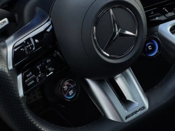 Mercedes AMG GT C190 Coupe 4d Facelifting 43 3.0 367KM 2024 Mercedes-Benz AMG GT 43 4matic 2024 3.0 Benzyna 367KM, zdjęcie 15