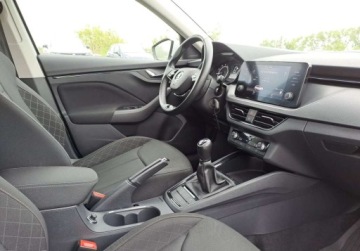 Skoda Scala Hatchback 1.0 TSI 110KM 2023 Skoda Scala Ambition 1.0 TSI 110 KM Czujniki Clima Benzyna 110KM, zdjęcie 10