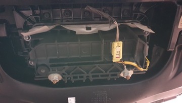 DESKA KONZOLA AIRBAG VW PASSAT B6