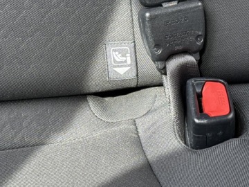 Toyota Yaris III Hatchback 5d Facelifting 2017 1.5 Dual VVT-iE 111KM 2018 Toyota Yaris 1,5-Dual-VVT-iE III (2011-2019) 1,5-D, zdjęcie 23