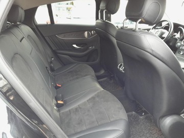 Mercedes GLC C253 SUV 2.1 220 d 170KM 2018 Mercedes-Benz GLC 220 AMG Line/4-MATIC/Kamera 360°, zdjęcie 17