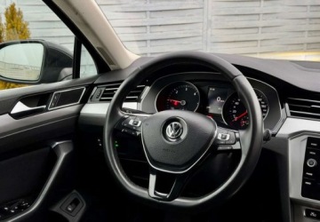 Volkswagen Passat B8 Variant 2.0 TDI BlueMotion SCR 150KM 2018 Volkswagen Passat Volkswagen Passat 2.0 TDI BMT Comfortline 2.0 Diesel, zdjęcie 6