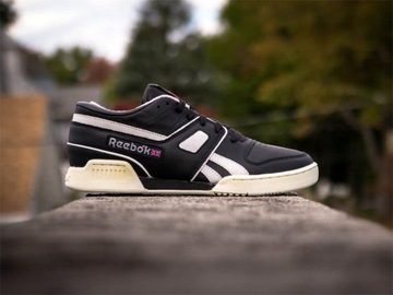 REEBOK CLASSIC WORKOUT PLUS WHITE/ROYAL LEATHER 2+