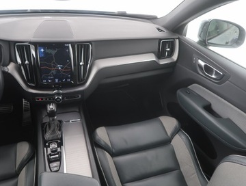 Volvo XC60 II Crossover T4 190KM 2019 Volvo XC60 T4, Salon Polska, Serwis ASO, Automat, zdjęcie 7
