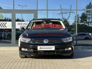 Volkswagen Passat B8 Variant 2.0 TDI BlueMotion SCR 150KM 2018 Volkswagen Passat Variant Navi, Grzane fotele, HAK, zdjęcie 3