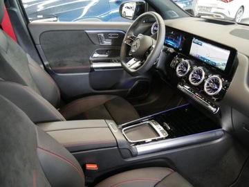 Mercedes GLA II Off-roader AMG Facelifting 2.0 35 306KM 2025 MERCEDES-BENZ GLA AMG 35 4-Matic Suv 2.0 (306KM) 2025, zdjęcie 7