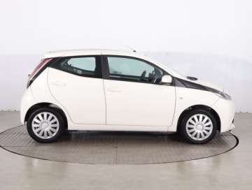 Toyota Aygo II Hatchback 5d 1.0 VVT-i 69KM 2016 Toyota Aygo 1.0 VVT-i, Salon Polska, Klima, zdjęcie 5