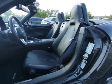 Mazda MX-5 IV Fastback RF Facelifting 2.0 SKY-G 184KM 2021 MAZDA MX-5 IV 2.0 SKY-G 184KM,Automat, Bogate wyposażenie, 53 000km,, zdjęcie 3