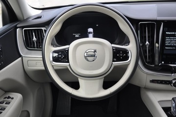 Volvo XC60 II 2023 VOLVO XC 60 PLUS Bright Krajowe 100% Bezwypadkowe I Właściciel Serwisowane, zdjęcie 16