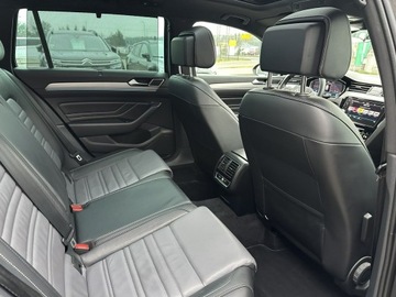 Volkswagen Passat B8 Variant Facelifting 2.0 TDI SCR 150KM 2023 Volkswagen Passat R-Line*DSG*Full Led*Panorama*, zdjęcie 23