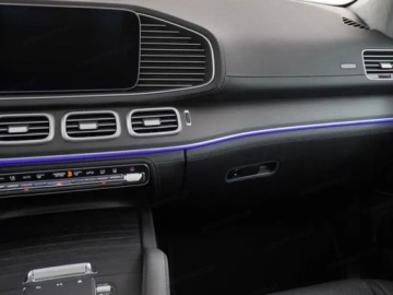 Mercedes GLE V167 SUV Facelifting 3.0 450d 367KM 2025 MERCEDES-BENZ GLE 450 d 4-Matic AMG Line 3.0 (367KM) 2025, zdjęcie 7