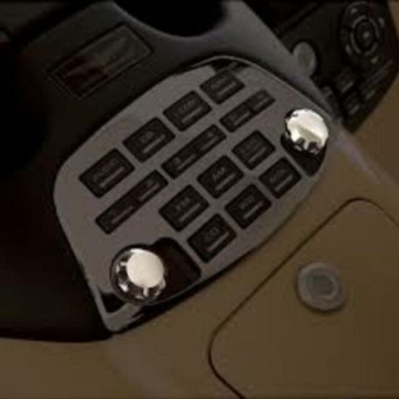 НАКЛАДКИ НАРУЧКИ РАДИОУПРАВЛЕНИЯ ХРОМИРОВАННЫЕ АКЦЕНТЫ HONDA GL 1800 GOLD WING