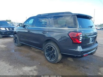 Ford Expedition III 2022 Ford Expedition Limited 2022 3.5 Benzyna 400KM, zdjęcie 3