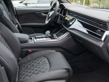Audi Q8 SQ8 4.0 TFSI 507KM 2025 AUDI Q8 SQ8 TFSI quattro Tiptronic Suv 4.0 (507KM) 2025, zdjęcie 5