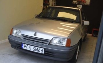 Opel Kadett E Sedan 1.4 i 60KM 1991 Opel Kadett Opel Kadett 1.4 GL 1.4 Benzyna 60KM, zdjęcie 23