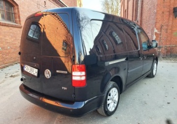 Volkswagen Caddy III Kombi Facelifting 1.6 TDI 102KM 2015 Volkswagen Caddy MAXI DSG GetHelp 1.6 Diesel 102KM, zdjęcie 2