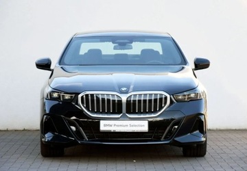 BMW Seria 5 G90-91 2023 BMW Seria 5 BMW 520d SedanPakiet sportowy MKamery 360Dostepne w BMW TEAM, zdjęcie 3