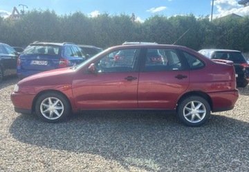 Seat Cordoba I Sedan 1.6 i 75KM 1998 Seat Cordoba 1998r 1.6 BenzynaLPG 75KM, zdjęcie 1