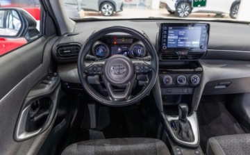 Toyota 2021 Toyota Yaris Cross 1.5 Comfort CVT 1.5 Benzyna 125KM, zdjęcie 8