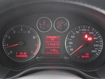 Audi A3 8P Hatchback 3d 1.6 FSI 115KM 2005 Audi A3 1.6 FSI, Klima, Klimatronic, zdjęcie 10