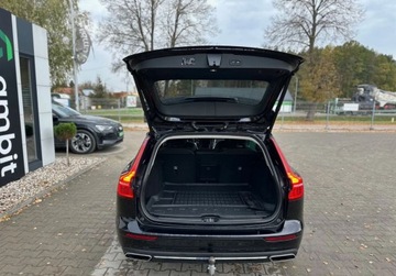 Volvo V60 II  Kombi 2.0 D4 190KM 2019 Volvo V60 2.0D 190KM 2019r. D4 auto zarejestrowane i ubezpieczone w Polsce, zdjęcie 15