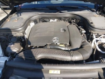 Mercedes GLC C253 2020 Mercedes-Benz GLC 300 2020 2.0 Benzyna 255KM, zdjęcie 8