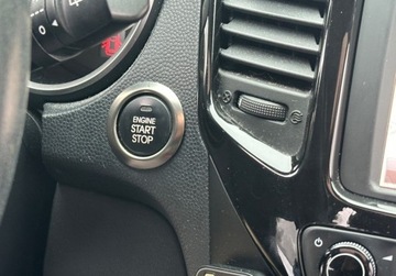 Kia Venga Mikrovan 1.4 DOHC CVVT 90KM 2015 Kia Venga 1.4 90KM Navi Climatronic Kamera KEY Bezwypadkowy Dla wymagajacy, zdjęcie 17