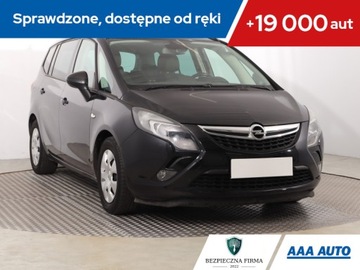 Opel Zafira C Tourer 2.0 CDTI ECOTEC 130KM 2013 Opel Zafira Tourer 2.0 CDTI, 7 miejsc, Navi