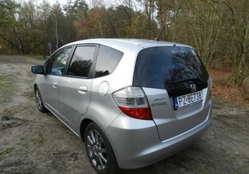Honda Jazz III 1.4 i-VTEC 100KM 2010 Honda Jazz KLIMATRONIK 1,4 sliczna sprawna zarejestrowana 1wlascicielka, zdjęcie 3