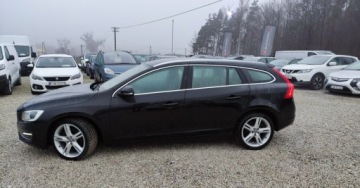 Volvo V60 I Kombi Facelifting 2.0 D4 DRIVE-E 190KM 2016 Volvo V60 2.0D 190 kM Klima Grzana Kanapa Skora Navi Bluetooth Xenon GWARA, zdjęcie 10