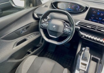 Peugeot 5008 II Crossover 1.2 PureTech 130KM 2018 Peugeot 5008 1.2 PureTech Active SS 1.2 Benzyna 130KM, zdjęcie 5