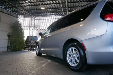 Chrysler Pacifica II 2020 Chrysler Pacifica Touring L 3.6L Pentastar V6 287KM StowN Go S Kamera 7os, zdjęcie 35