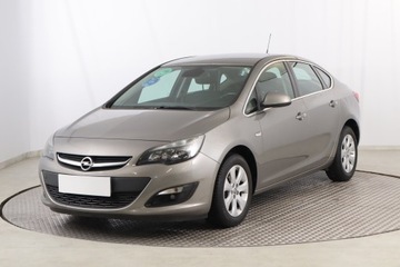 Opel Astra J Sedan 1.4 Turbo ECOTEC 140KM 2016 Opel Astra 1.4 T, Salon Polska, 1. Właściciel, zdjęcie 1