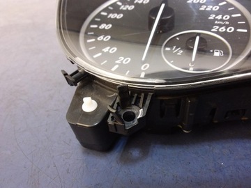 MERCEDES B W246 1.8 CDI PŘÍSTROJOVÁ DESKA BUDÍKY A2469005405