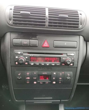 Audi A3 8L Hatchback 1.6 i 102KM 2002 Audi A3 Sportback Audi A3 Sportback 1.6 Benzyna 102KM, zdjęcie 9