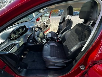 Peugeot 2008 I SUV Facelifting 1.2 PureTech 110KM 2018 Peugeot 2008 SalonPL Panorama Półskóra Navi, zdjęcie 11