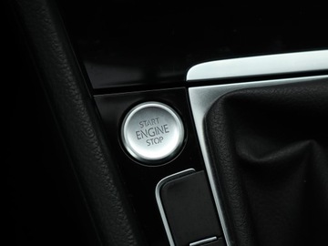 Volkswagen Golf VII Hatchback 5d Facelifting 1.4 TSI 150KM 2017 VW Golf 1.4 TSI, Salon Polska, Navi, Klima, zdjęcie 15